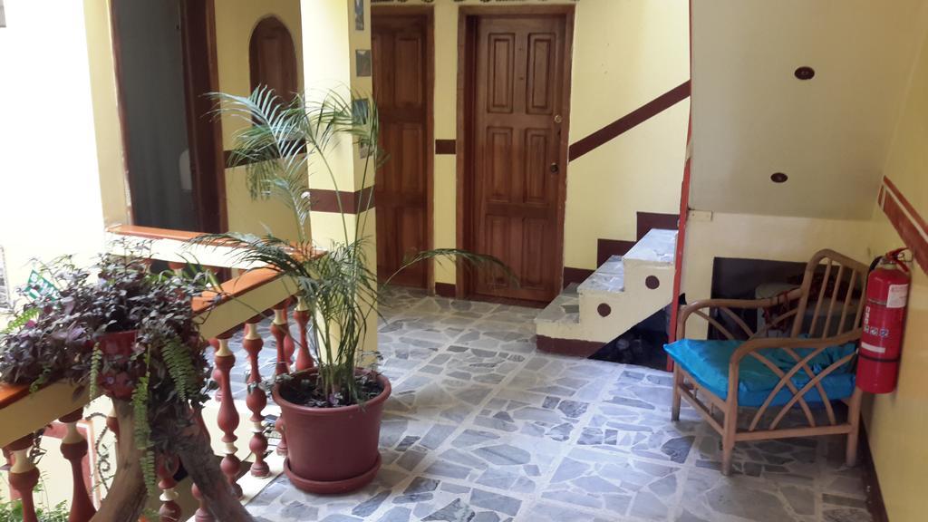 Hotel Cuencano Hogar Екстериор снимка